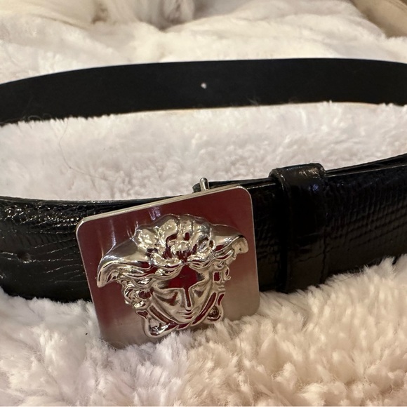 Versace black and silver Medusa belt. Size 32 $350.00 - Picture 3 of 6